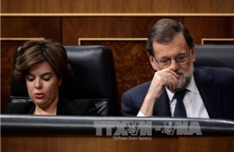 Chính phủ Tây Ban Nha không chấp nhận phản hồi mập mờ của Thủ hiến Catalonia